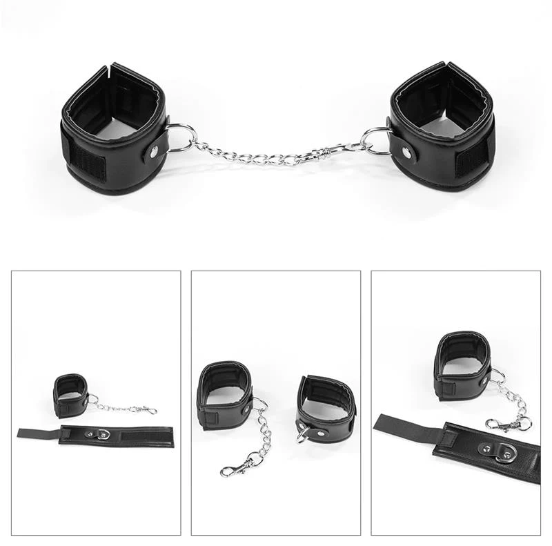 LoveToy Bondage Kit Vibrating - БДСМ набір: маска, кляп, наручники та вібратор для точки G (чорний)