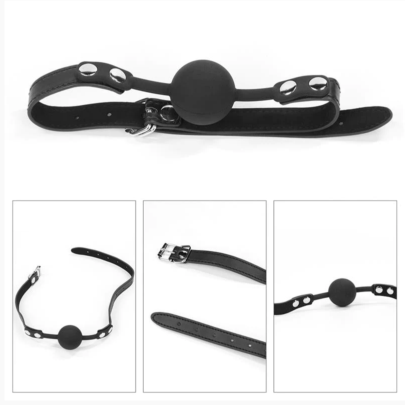 LoveToy Bondage Kit Vibrating - БДСМ набір: маска, кляп, наручники та вібратор для точки G (чорний)